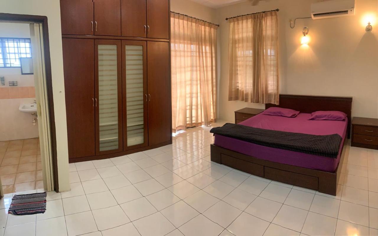 Awani Homestay Seberang Jaya Permatang Janggus Exterior photo
